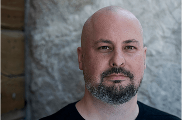 Познакомьтесь с нашим резидентом: Муханнад Шоно